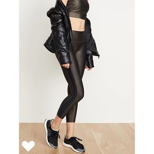 PRISMSPORT Gold Leggings